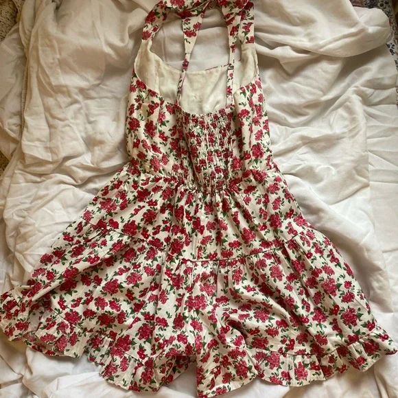 [SOLD] Wild fable target floral halter romper - Picture 3 of 3
